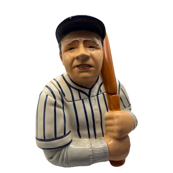 Vintage Babe Ruth Baseball Legend Hand Painted Cookie Jar By Clay Arts 1997 - Picture 2 of 12